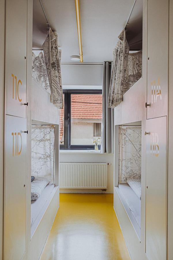 Private Rooms At Hostel63 Zagreb Eksteriør billede